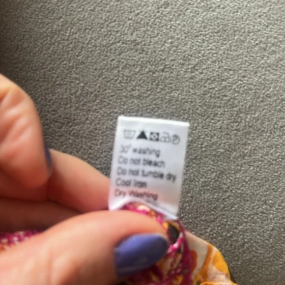 Banjanan sz Small Floral Ruffle Women's crop top - Picture 7 of 8